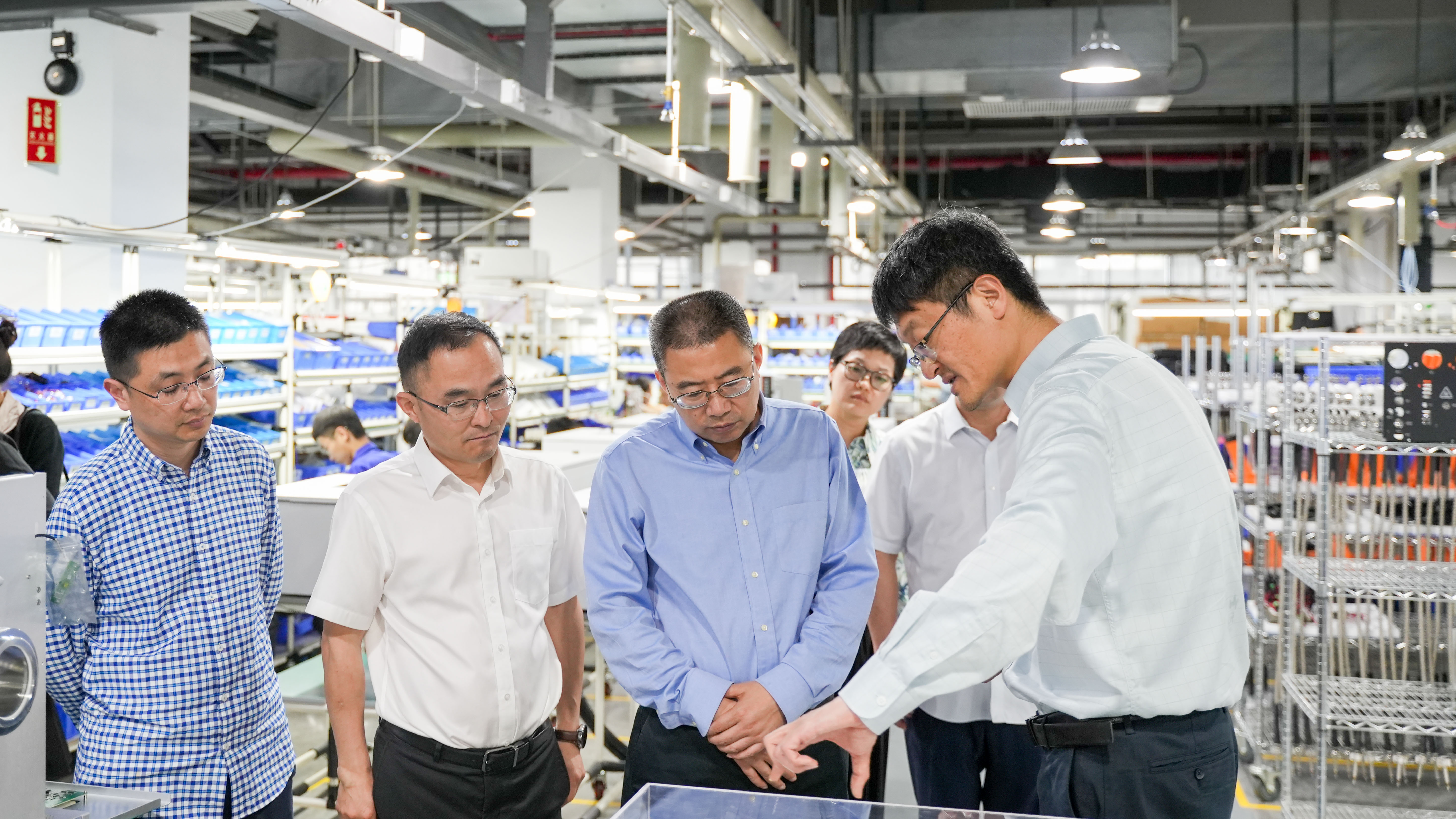 浙江省生态环境厅 竺恒峰副厅长一行来访bifa必发科技调研